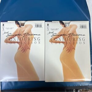 2pair! Black and nudes Vintage Hanes Pantyhose size cd